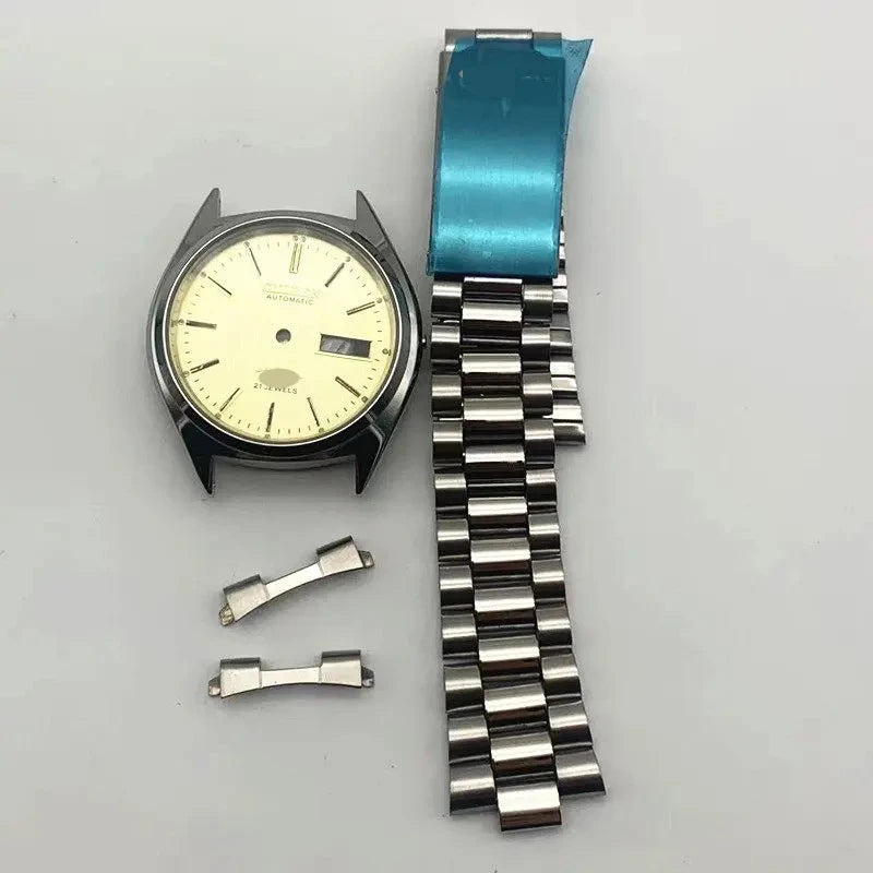 8200/8215 case Mirror stainless steel case Full set of 8205 movement watch accessories Men's old model